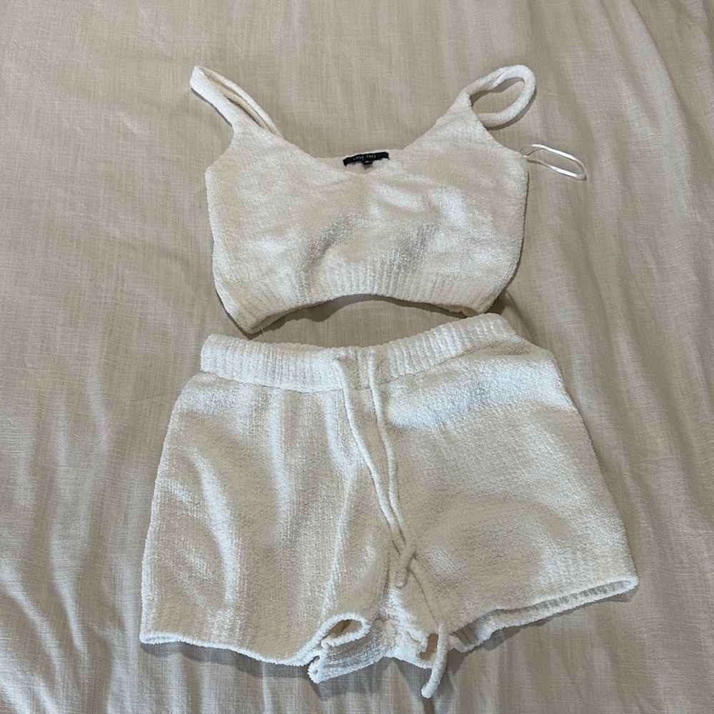 Love Tree Cream Women's Pajama Set